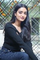 Hrithika Srinivas New Pictures